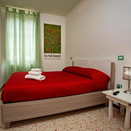 Acquamarina Bed and Breakfast Grottammare