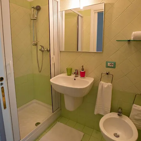 Frühstückspension Acquamarina 3*